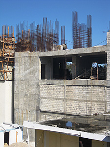 Oasis Complex, Petionville